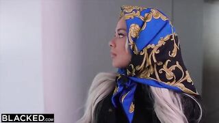 Elsa Jean gets fucked by Pressure and makes a mess