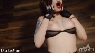 Redhead slut Moxxi fucked by a huge cock