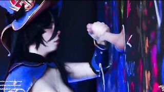 Astrologer Mona farms Mora to pay her debts in this unique cosplay video