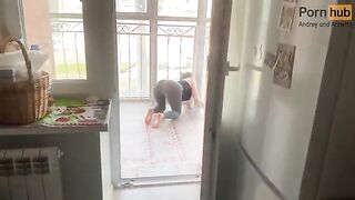 A stepmom got stuck on the balcony and her stepson came to her rescue