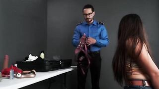 TSA agent found a toy in the bag and fucked with Latina