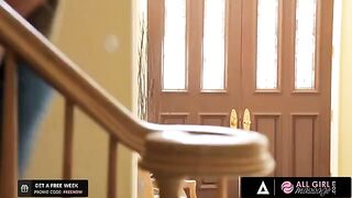 Riley Reid helps her bestie Carter Cruise to practice being a masseuse