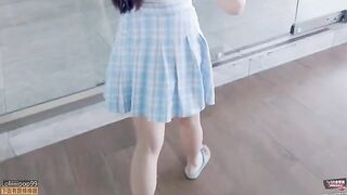Chinese babe met a guy on vacation and got fucked hard by the sea