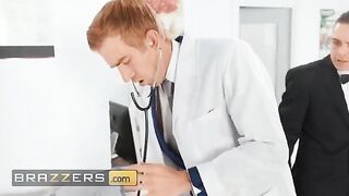 Doctor cures cold feet with his huge cock, Kiki Daniels style