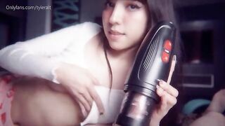 You can't resist the power of this Sohimi Toy, especially with its rotating automation that takes masturbation to a whole new level