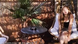We rented a private room and had some fun - a steamy vlog experience!
