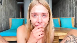 The Californiababe is cheating on her husband at a psychotherapy session