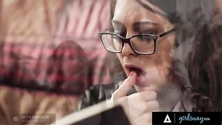 An investigator, portrayed by the stunning Riley Reid, rubs her pussy