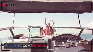 Curvy cougar enjoys sex on the yacht