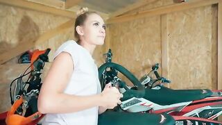 Hot babe screwed after fixing my motorcycle, a true homemade thrill