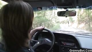 Old granny gets banged after giving a blowjob on the road