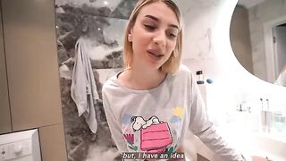 A step sister is giving me a lesson in sex