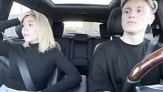 A guy agreed to carry a girl in the car for a blowjob