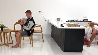 Californiababe cheats on her BF in a steamy scene