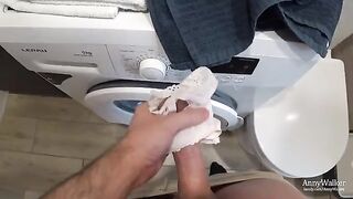Man got his step-sister’s juicy ass creampied on Christmas, what a lucky dude!