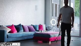 An influencer lady Lexi loves anal sex and found a cameraman to film it