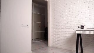 The address was missed, so the courier had to wait for a surprise