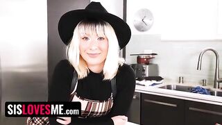 Step sister Jessie Saint gets her pussy filled with love potion