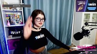 A cute streamer girl skinloverss got fucked during a donation stream by me