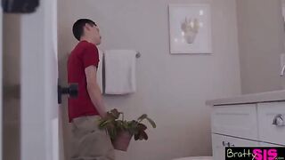 Samantha Lexi reveals a hot stepbrother secret