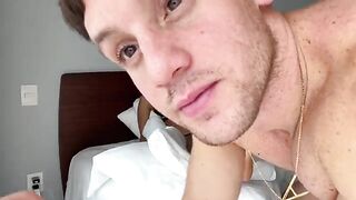 The girl has sex at home for the sake of pleasure