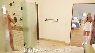 Stepdaughter sneaks into shower with her stepfather in a thrilling SPYFAM scene