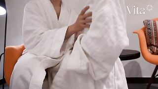 Don't work! Come and have sex with me, I’m so juicy!