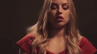 Anna Claire Clouds teaches her husband a sensual lesson