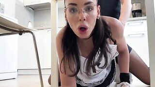 A cunning maid played a game with her employer and won, showcasing her skills