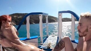A couple have sex on a boat covered with oil - PONRO