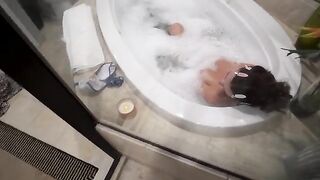 Girl shares bathroom with stepbrother, but he keeps his pants on