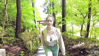 A couple fucked on the mountain during a rainy day hike