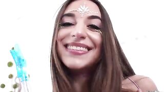 Fairytale for adults: tiny Venice Rose gets smashed by a huge cock