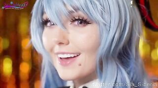 Sia Siberia in a sweet Christmas solo performance with a dildo