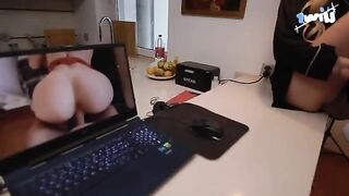 The cute slender girl gets her laptop fixed for sex. It’s a win-win!