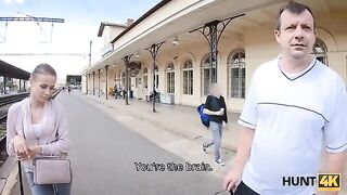 The hunter met a girl at the train station and paid her to get intimate