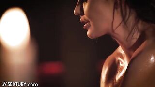 Hot oily lesbian massage with Tina Kay and Lilu Moon on 21 Sextury