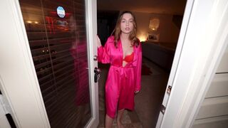 The girl was left alone by her husband on Valentine's Day and felt neglected