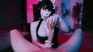 The sexy MollyRedWolf tests her man’s willpower in a steamy encounter
