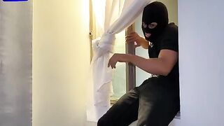 A masked thief breaks into the house of Colombian MILF Lina Henao