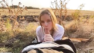 A blowjob in the park from a sexy Russian blonde with a beautiful body