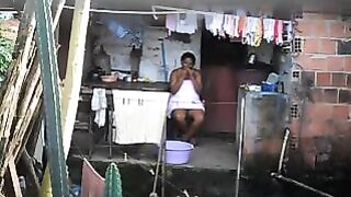 A hidden camera recorded a black woman who did not know about it