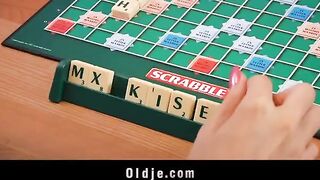 A blonde seduced an elderly peasant in the kitchen