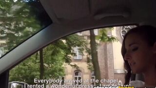 The bride got intimate with a taxi driver and spread her legs
