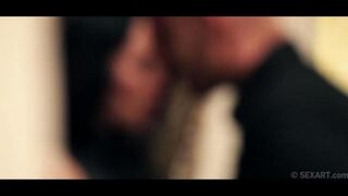 A man completely satisfied the appetites of a sultry brunette
