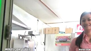 The saleswoman got fucked for money and became a slut