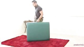 The masseur seduced and fucked his client on the massage table