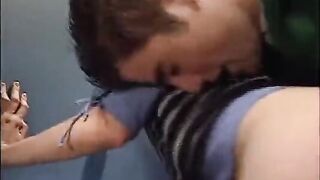 I fixed a member to a young girl's hole during sex