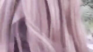 Girl does not mind public member sucking