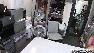 The man changed his wife for a cleaner at her work